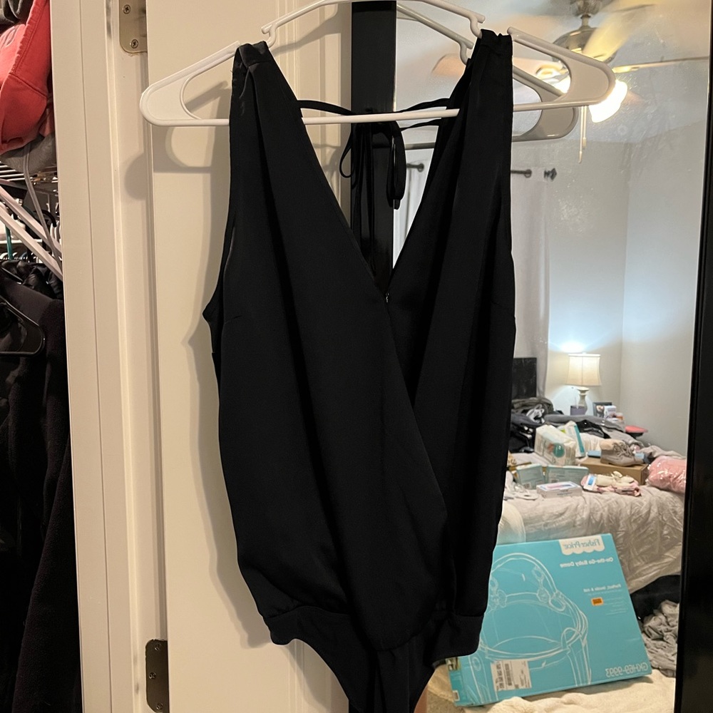 Super cute A&F bodysuit